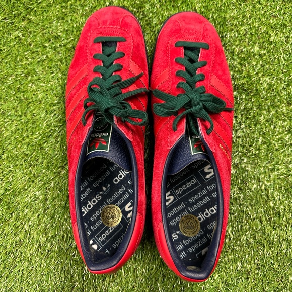 USED ADIDAS ORIGINALS BLACKBURN CITY SERIES TRAINERS SZ 13 RED SUEDE GREEN BLACK - Picture 2 of 8